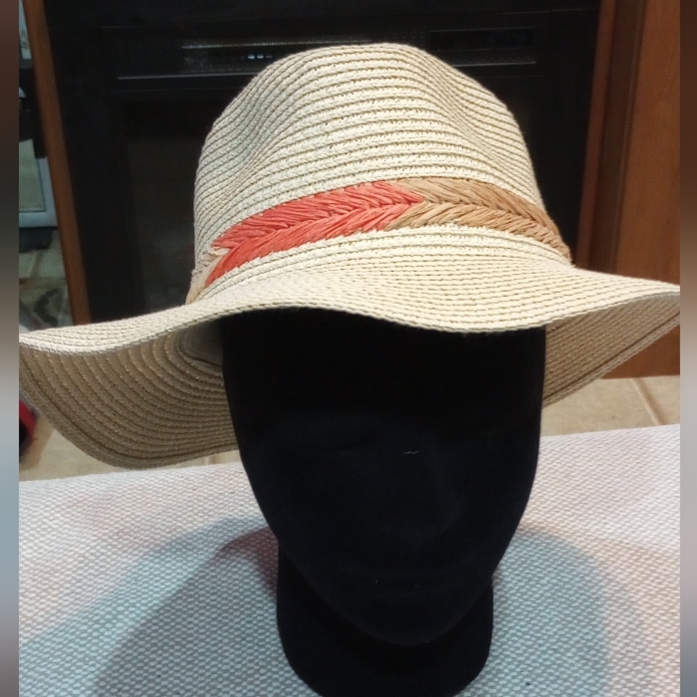 Chicos Sun/ Beach Hat with Orange and Tan Hat Band Large Brim